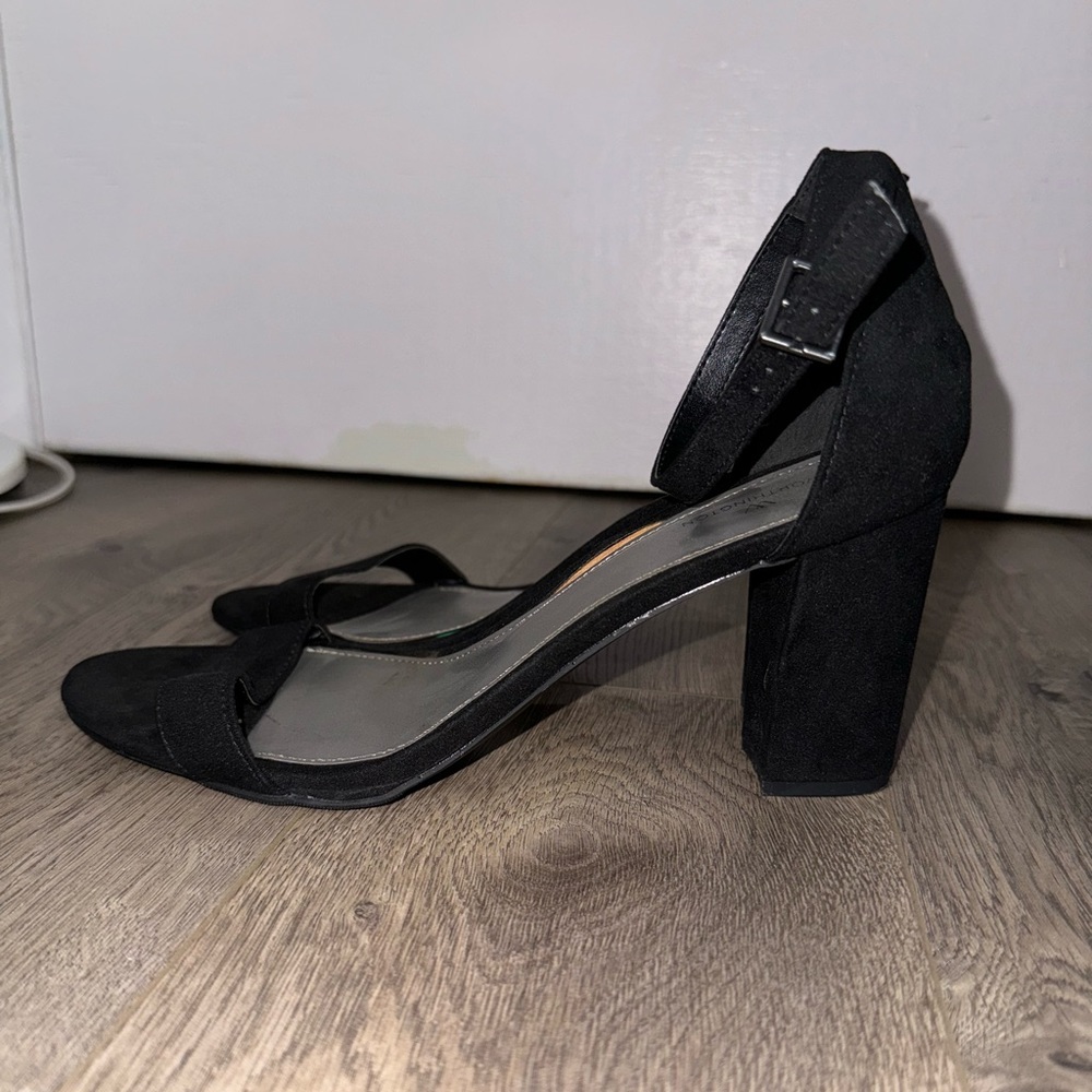 LIGHTLY WORN Black Heels